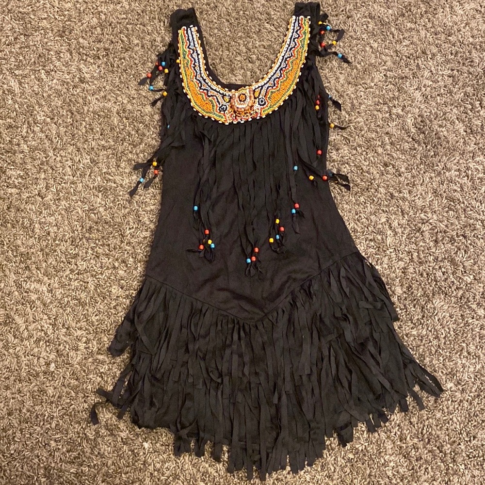 Spirit Halloween Tribal Royalty Womens Indian Princess Costume - 2-6 Small